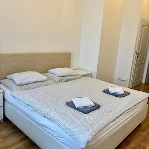 Belveder Apartment
